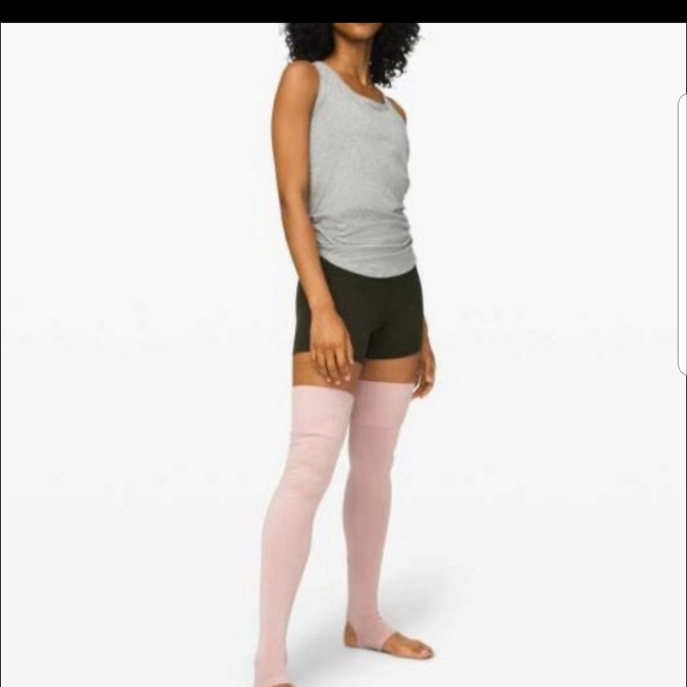 Lululemon Legwarmers (pink bliss) NWT